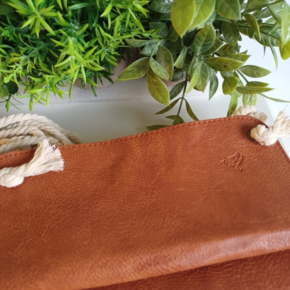 Decorative Modern Style Vegan Leather Plant Hangers - Picture 3 of 7